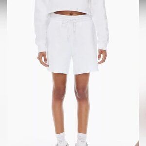 Aritzia TNA Cozy Fleece Boyfriend 6” Sweatshort Size XL White New